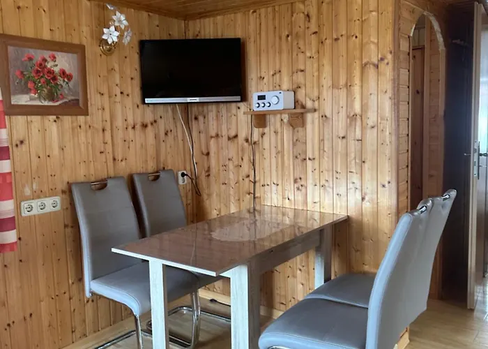 度假居 Ferienhaeuser Ingrid Peters *